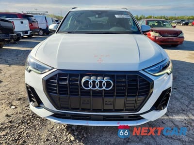 Piąte zdjęcie samochodu w środku: 2022 AUDI Q3 PREMIUM PLUS S LINE 45 VIN:WA1EECF36N1135795 - miniatura
