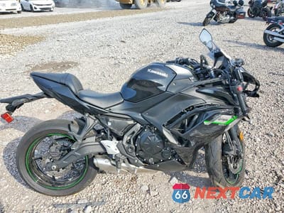 2025 KAWASAKI EX650 R ML5EXER1XSDAF6509 - główne zdjęcie licytacji z USA - miniatura