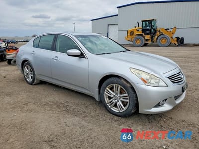 Czwarte zdjęcie samochodu z boku: 2013 INFINITI G37 SEDAN X VIN:JN1CV6AR1DM759756 - miniatura