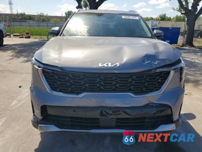 Piąte zdjęcie samochodu w środku: 2024 KIA SORENTO S VIN:5XYRL4JC0RG251252 - miniatura