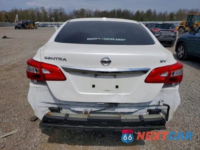 Zdjęcie 6 z 12 samochodu: 2019 NISSAN SENTRA SR VIN:3N1AB7AP4KY219204 - miniatura