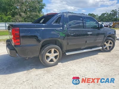 Trzecie zdjęcie samochodu z tyłu: 2013 CHEVROLET AVALANCHE LT VIN:3GNTKFE75DG267868 - miniatura