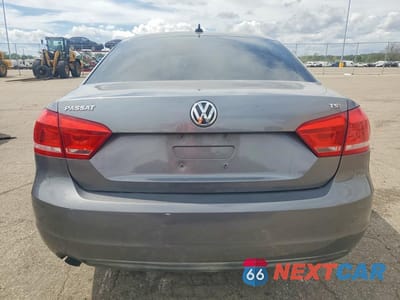 Zdjęcie 6 z 12 samochodu: 2015 VOLKSWAGEN PASSAT S VIN:1VWAT7A32FC029789 - miniatura