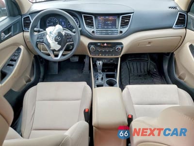Zdjęcie 8 z 13 samochodu: 2018 HYUNDAI TUSCON VIN:KM8J3CA47JU613821 - miniatura