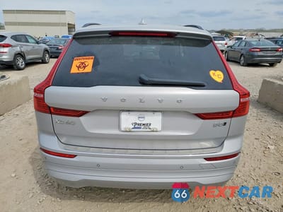 Zdjęcie 6 z 12 samochodu: 2022 VOLVO XC60 B5 MOMENTUM VIN:YV4L12RK4N1064888 - miniatura