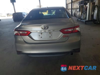 Zdjęcie 6 z 11 samochodu: 2020 TOYOTA CAMRY LE VIN:4T1C11AK0LU365321 - miniatura