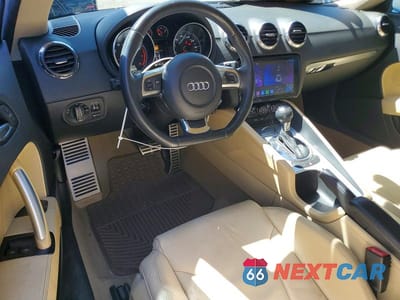 Zdjęcie 8 z 12 samochodu: 2009 AUDI TT VIN:TRUHF38J291021543 - miniatura