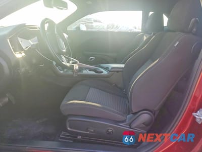 Zdjęcie 7 z 12 samochodu: 2022 DODGE CHALLENGER SXT VIN:2C3CDZAG1NH132127 - miniatura