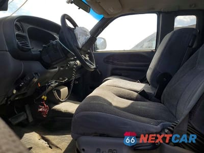 Zdjęcie 7 z 12 samochodu: 1999 DODGE RAM 2500 VIN:1B7KC2368XJ628937 - miniatura