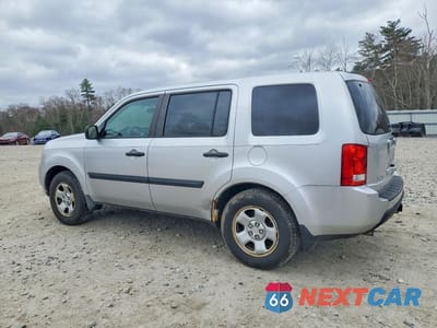 Drugie zdjęcie samochodu z przodu: 2010 HONDA PILOT LX VIN:5FNYF4H25AB007107 - miniatura