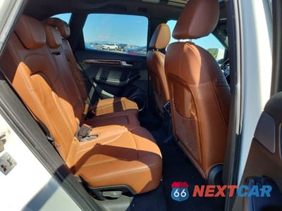 Zdjęcie 10 z 11 samochodu: 2010 AUDI Q5 PREMIUM PLUS VIN:WA1LKBFP2AA080088 - miniatura