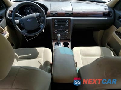 Zdjęcie 8 z 12 samochodu: 2008 FORD TAURUS SEL VIN:1FAHP27W28G142119 - miniatura