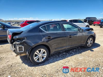 Trzecie zdjęcie samochodu z tyłu: 2013 ACURA ILX 20 VIN:19VDE1F37DE003347 - miniatura