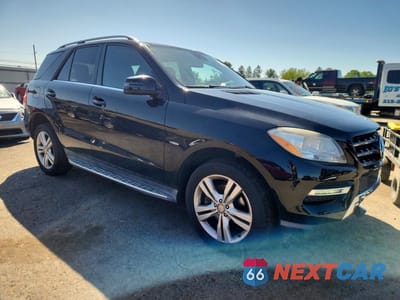 Czwarte zdjęcie samochodu z boku: 2012 MERCEDES-BENZ ML 350 4MATIC VIN:4JGDA5HB5CA002306 - miniatura