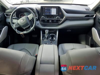Zdjęcie 8 z 13 samochodu: 2020 TOYOTA HIGHLANDER XLE VIN:5TDHZRAH0LS501053 - miniatura