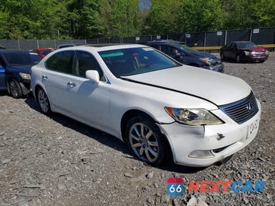Czwarte zdjęcie samochodu z boku: 2007 LEXUS LS 460L VIN:JTHGL46F975010028 - miniatura