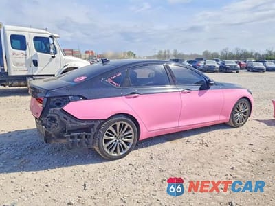 Trzecie zdjęcie samochodu z tyłu: 2015 HYUNDAI GENESIS 5.0L VIN:KMHGN4JFXFU031974 - miniatura