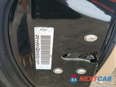 Zdjęcie 12 z 12 samochodu: 2000 JAGUAR XKR VIN:SAJJA42BXYPA01543 - miniatura