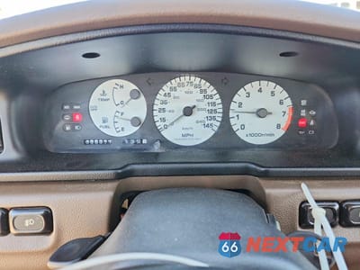 Zdjęcie 9 z 12 samochodu: 1994 NISSAN MAXIMA SE VIN:JN1EJ01F9RT506110 - miniatura