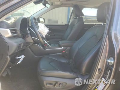 Zdjęcie 7 z 13 samochodu: 2023 TOYOTA HIGHLANDER XLE VIN:5TDKDRAH1PS038107 - miniatura