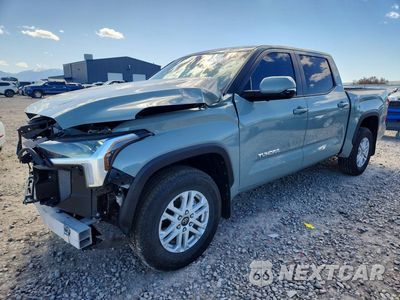 2025 TOYOTA TUNDRA SR5 5TFLA5DB3SX281563 - główne zdjęcie licytacji z USA - miniatura