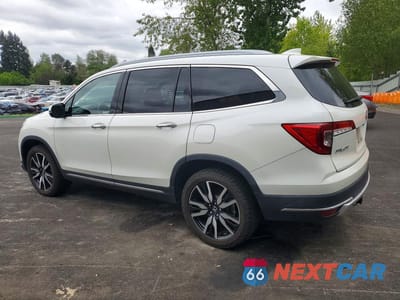 Drugie zdjęcie samochodu z przodu: 2019 HONDA PILOT TOURING VIN:5FNYF6H98KB080580 - miniatura