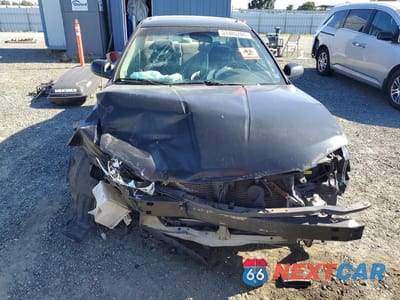 Piąte zdjęcie samochodu w środku: 2004 NISSAN SENTRA 1.8 VIN:3N1CB51D14L881101 - miniatura