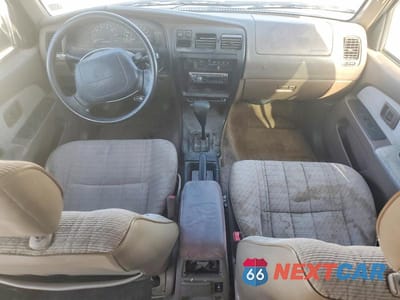 Zdjęcie 8 z 13 samochodu: 1996 TOYOTA 4RUNNER SR5 VIN:JT3GN86R7T0011509 - miniatura
