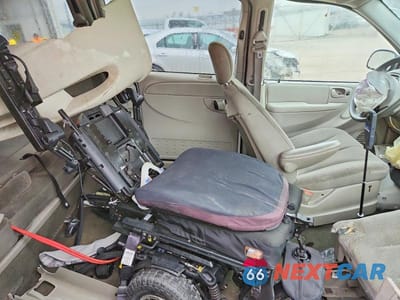 Zdjęcie 11 z 13 samochodu: 2005 DODGE GRAND CARAVAN SE VIN:1D4GP24R75B313981 - miniatura