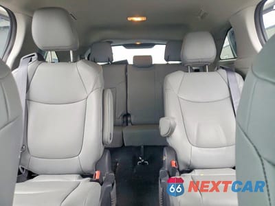 Zdjęcie 10 z 13 samochodu: 2023 TOYOTA SIENNA XLE 7-PASSENGER VIN:5TDYRKEC2PS143286 - miniatura