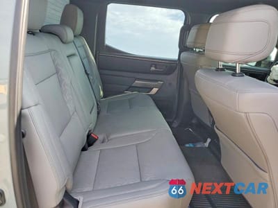 Zdjęcie 10 z 12 samochodu: 2025 TOYOTA TUNDRA SR5 VIN:5TFLA5DB6SX291312 - miniatura
