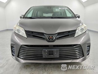Piąte zdjęcie samochodu w środku: 2020 TOYOTA SIENNA L 7-PASSENGER VIN:5TDZZ3DC0LS042477 - miniatura