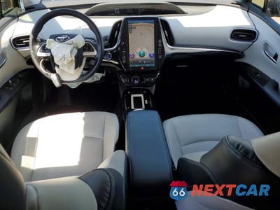 Zdjęcie 8 z 12 samochodu: 2018 TOYOTA PRIUS VIN:JTDKARFU0J3553154 - miniatura