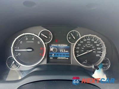 Zdjęcie 8 z 10 samochodu: 2014 TOYOTA TUNDRA SR5 VIN:5TFUY5F16EX344339 - miniatura