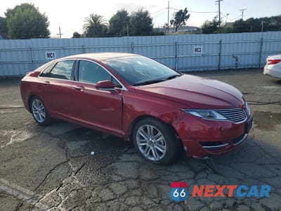 Czwarte zdjęcie samochodu z boku: 2014 LINCOLN MKZ HYBRID VIN:3LN6L2LU0ER800697 - miniatura