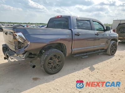 Trzecie zdjęcie samochodu z tyłu: 2019 TOYOTA TUNDRA VIN:5TFEY5F16KX253197 - miniatura