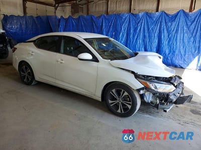 Czwarte zdjęcie samochodu z boku: 2020 NISSAN SENTRA SV VIN:3N1AB8CV7LY250594 - miniatura