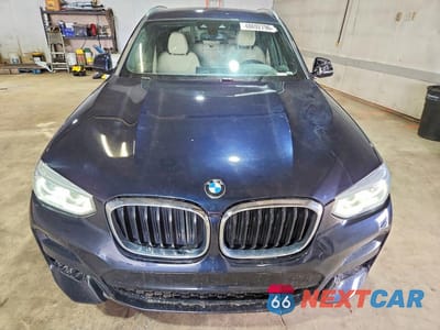 Piąte zdjęcie samochodu w środku: 2018 BMW X3 XDRIVE30I VIN:5UXTR9C55JLC77906 - miniatura