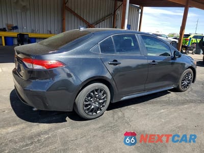 Trzecie zdjęcie samochodu z tyłu: 2022 TOYOTA COROLLA LE VIN:JTDEPMAE9NJ210570 - miniatura