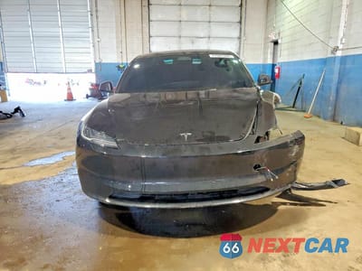 Piąte zdjęcie samochodu w środku: 2025 TESLA MODEL 3 VIN:5YJ3E1EA7SF047018 - miniatura