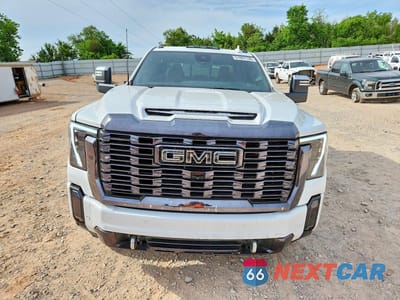 Piąte zdjęcie samochodu w środku: 2024 GMC SIERRA K2500 DENALI ULTIMATE VIN:1GT49XEY0RF289048 - miniatura