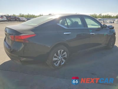 Trzecie zdjęcie samochodu z tyłu: 2020 NISSAN ALTIMA 2.5 S VIN:1N4BL4BV4LC225210 - miniatura