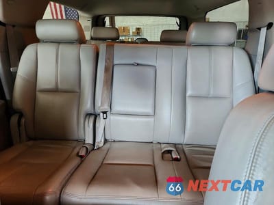 Zdjęcie 10 z 12 samochodu: 2009 CHEVROLET SUBURBAN K1500 LT VIN:1GNFK26339R157622 - miniatura
