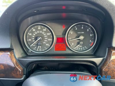 Zdjęcie 9 z 10 samochodu: 2006 BMW 325 I AUTOMATIC VIN:WBAVB17506NK38527 - miniatura