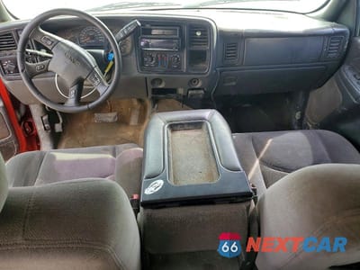 Zdjęcie 8 z 11 samochodu: 2006 GMC SIERRA K2500 HEAVY DUTY VIN:1GTHK23D96F164912 - miniatura