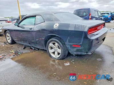 Drugie zdjęcie samochodu z przodu: 2014 DODGE CHALLENGER SXT VIN:2C3CDYAG5EH238672 - miniatura