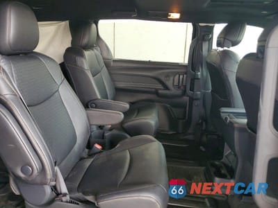 Zdjęcie 11 z 13 samochodu: 2025 TOYOTA SIENNA WOODLAND EDITION VIN:5TDCSKFC3SS175878 - miniatura