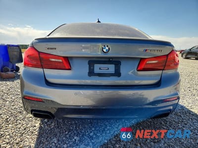 Zdjęcie 6 z 13 samochodu: 2020 BMW M550XI VIN:WBAJS7C0XLCD19024 - miniatura