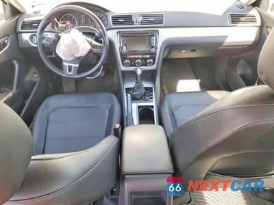 Zdjęcie 8 z 13 samochodu: 2012 VOLKSWAGEN PASSAT SE VIN:1VWBN7A3XCC075493 - miniatura