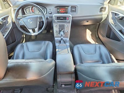 Zdjęcie 8 z 13 samochodu: 2016 VOLVO V60 T5 PREMIER VIN:YV140MEK7G1308297 - miniatura